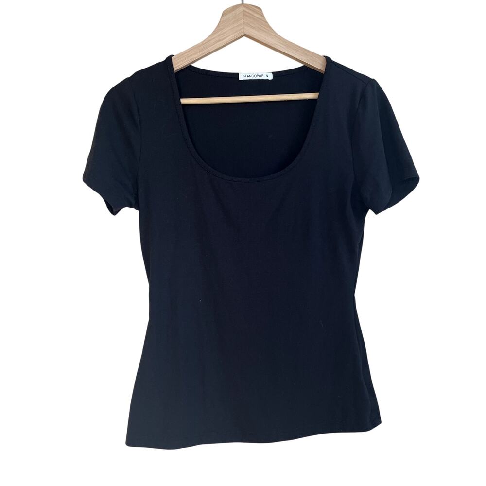 Mangopop black short sleeved t-shirt women's S scoop neckline basic minimalist